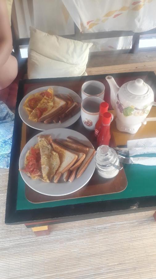 Fullesguesthouse Τζίλι Τραγουανγκάν Εξωτερικό φωτογραφία