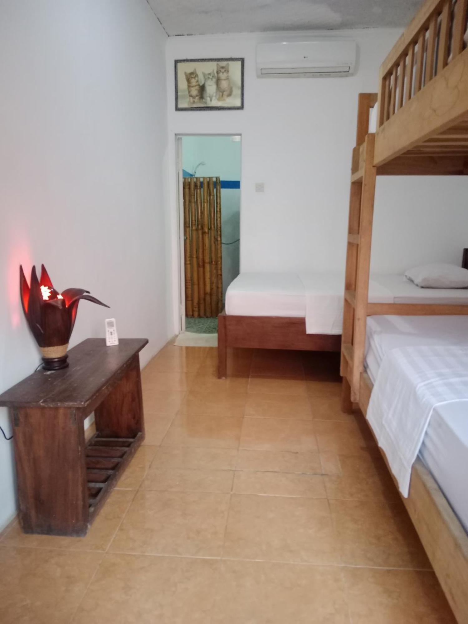Fullesguesthouse Τζίλι Τραγουανγκάν Εξωτερικό φωτογραφία